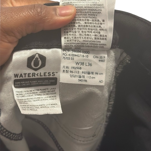 Levi's 502 Men's Black Jeans W38 L 36 - Picture 8 of 9